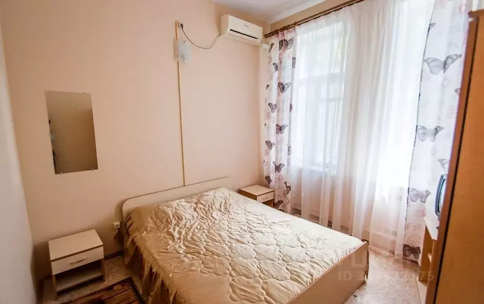 Комната Крым, Феодосия бул. Старшинова, 1 (12.0 м) - Фото 1