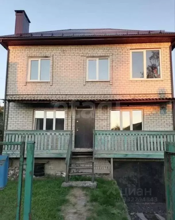 Дом в Брянская область, Жуковка Луговая ул. (120 м) - Фото 1