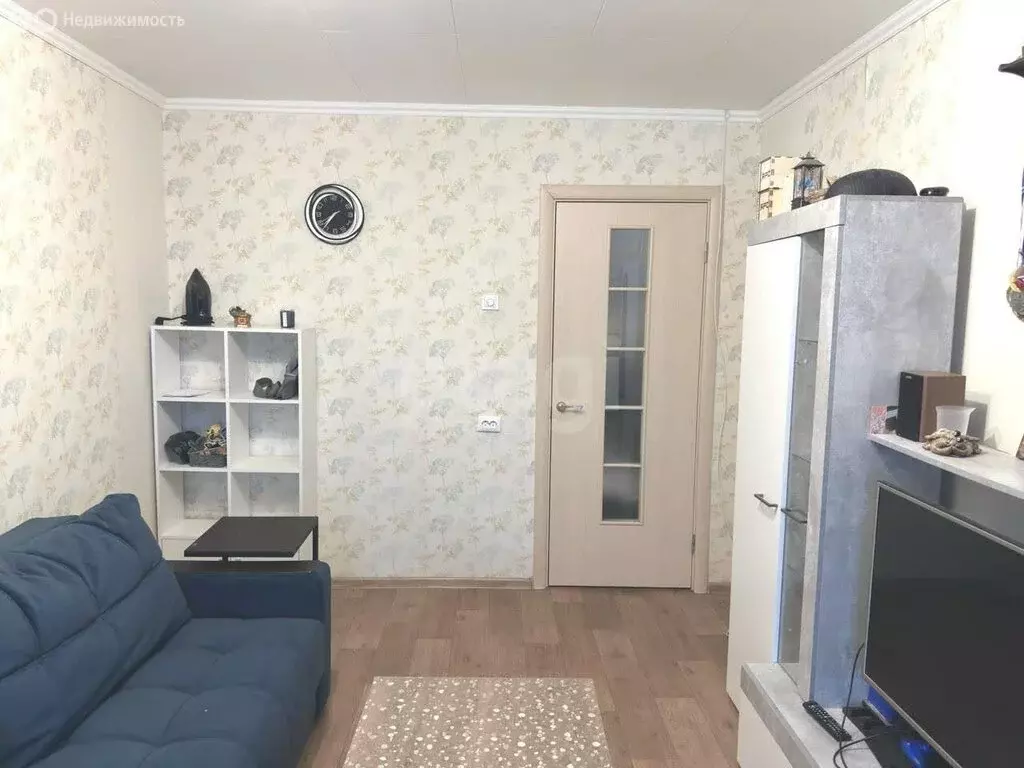 1-комнатная квартира: Коммунар, Гатчинская улица, 20АкБ (37.7 м) - Фото 1