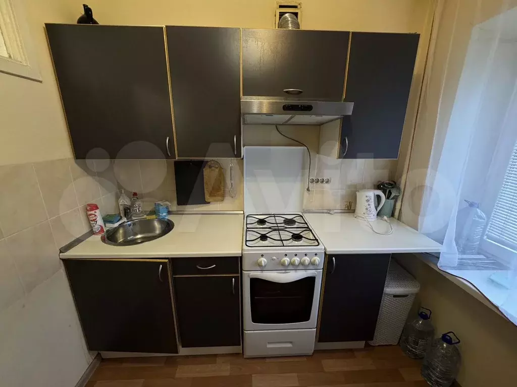 1-к. квартира, 32 м, 3/5 эт. - Фото 0