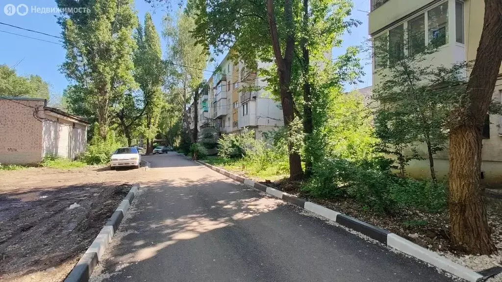 2-комнатная квартира: Энгельс, улица Колотилова, 10 (36 м) - Фото 1