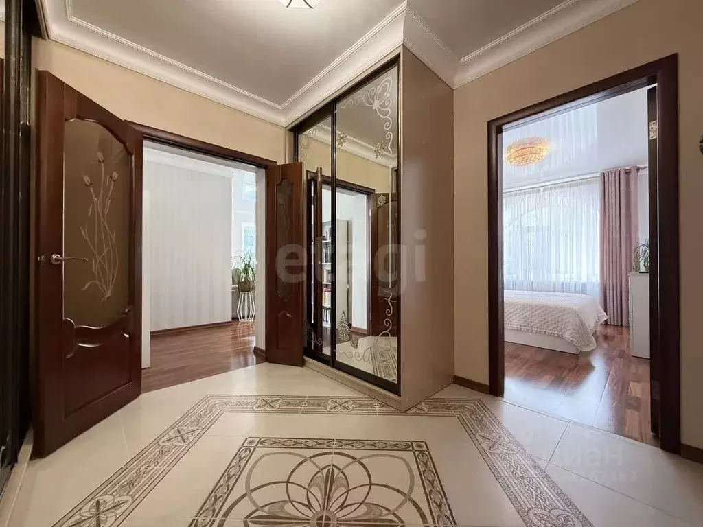 2-к кв. Марий Эл, Йошкар-Ола ул. Эшкинина, 23а (76.0 м) - Фото 1