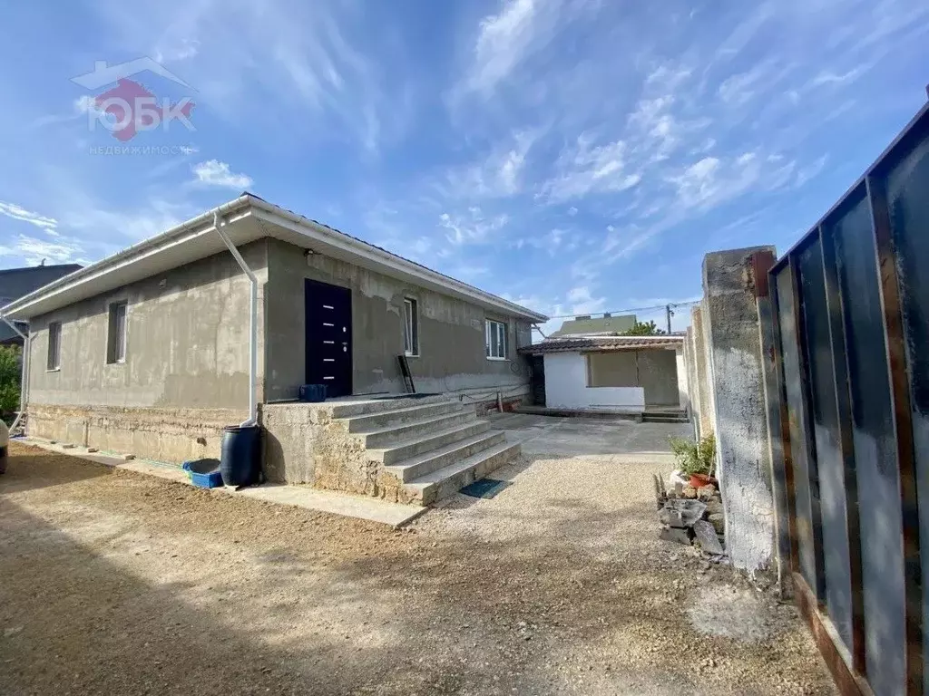 Дом в Крым, Евпатория ул. Весенняя, 59 (276 м) - Фото 1