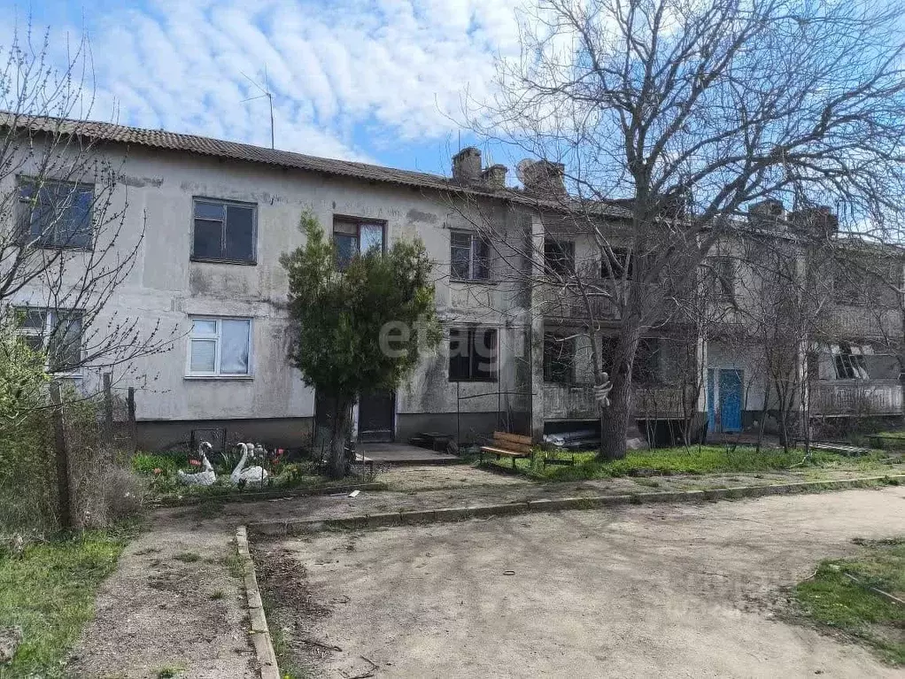 2-к кв. Крым, Сакский район, Сизовское с/пос, с. Ильинка ул. Ленина ... - Фото 1