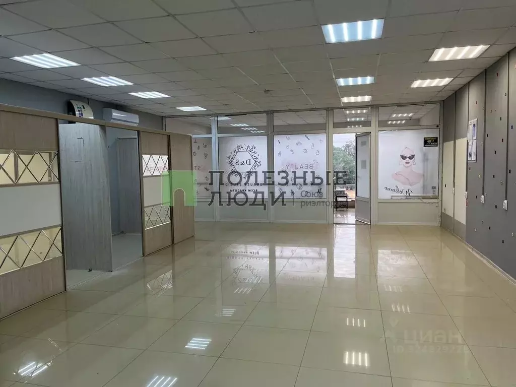 Помещение свободного назначения в Астраханская область, Астрахань ул. ... - Фото 1