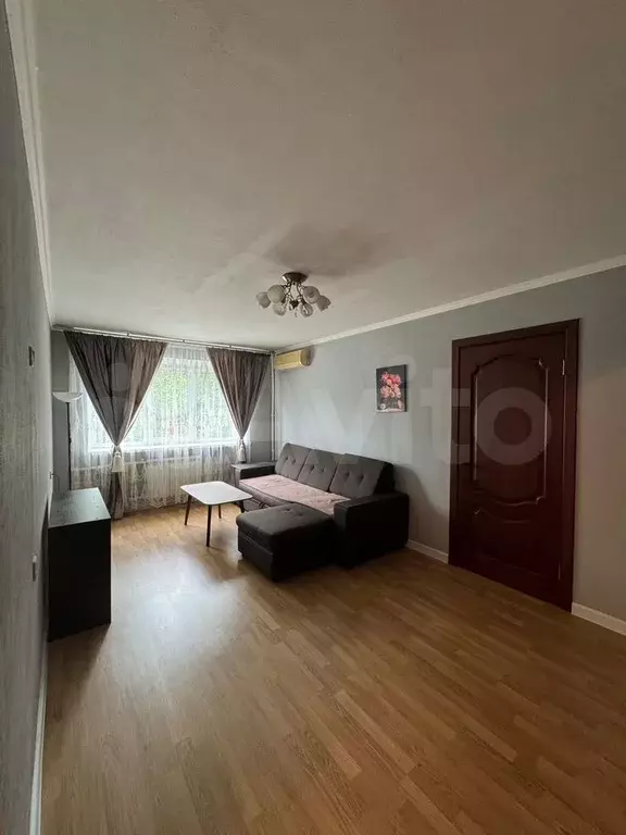 3-к. квартира, 60 м, 3/9 эт. - Фото 0
