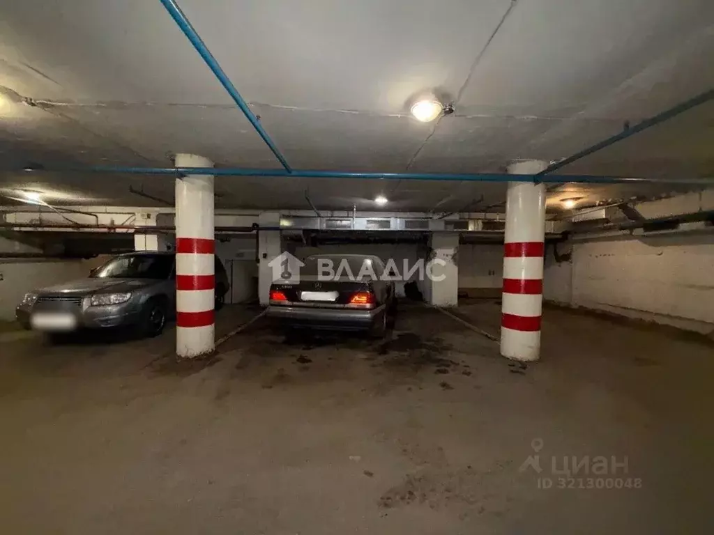 Гараж в Нижегородская область, Нижний Новгород Большая Печерская ул., ... - Фото 1