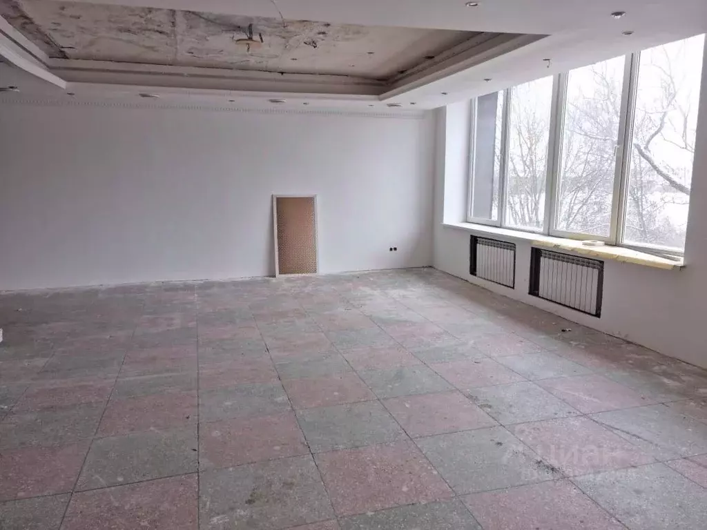 Помещение свободного назначения в Калужская область, Калуга ул. ... - Фото 1