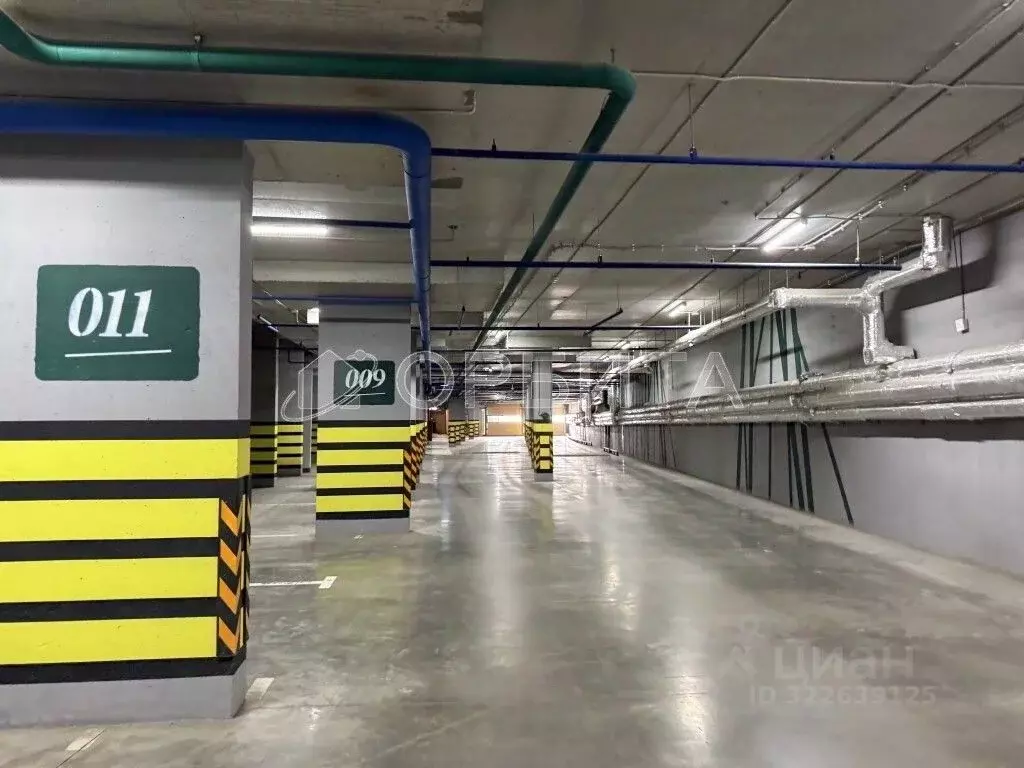 Гараж в Тюменская область, Тюмень ул. Николая Машарова, 8 (18 м) - Фото 0