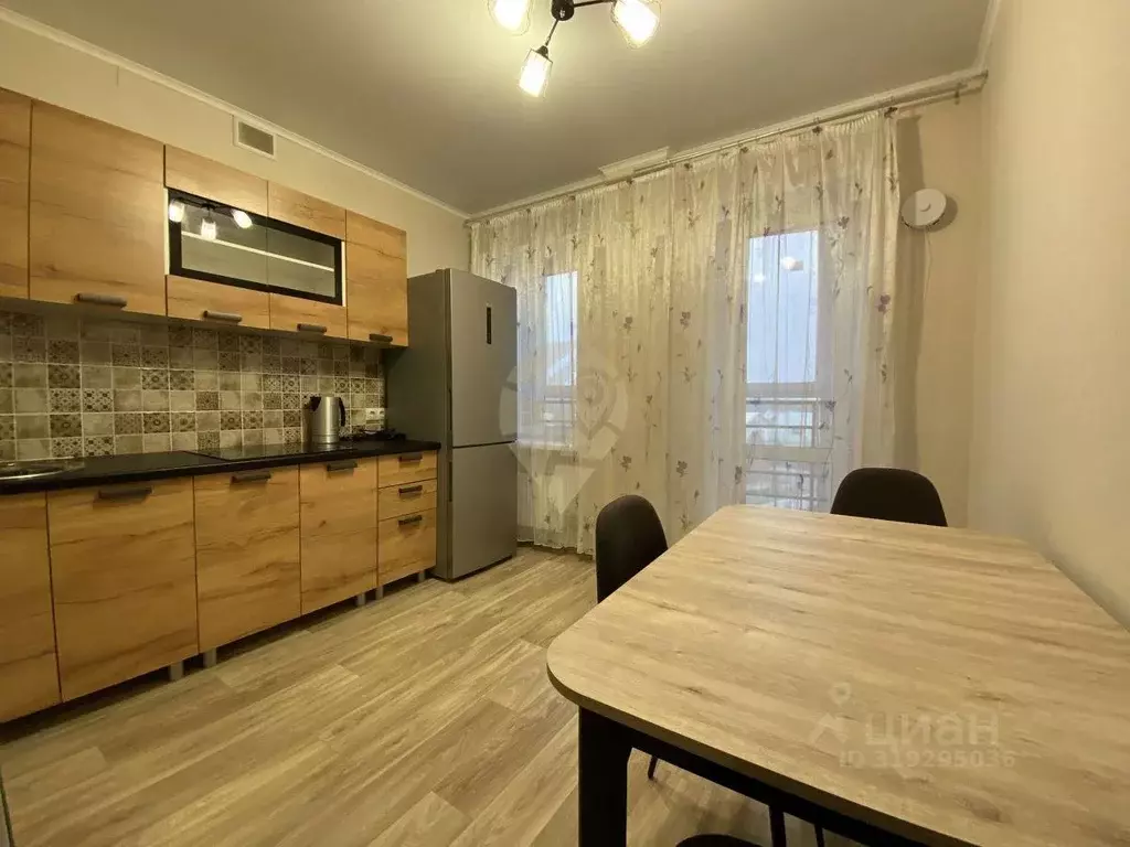 1-к кв. Белгородская область, Старый Оскол Дубрава мкр, 1 кв-л, 22 ... - Фото 0