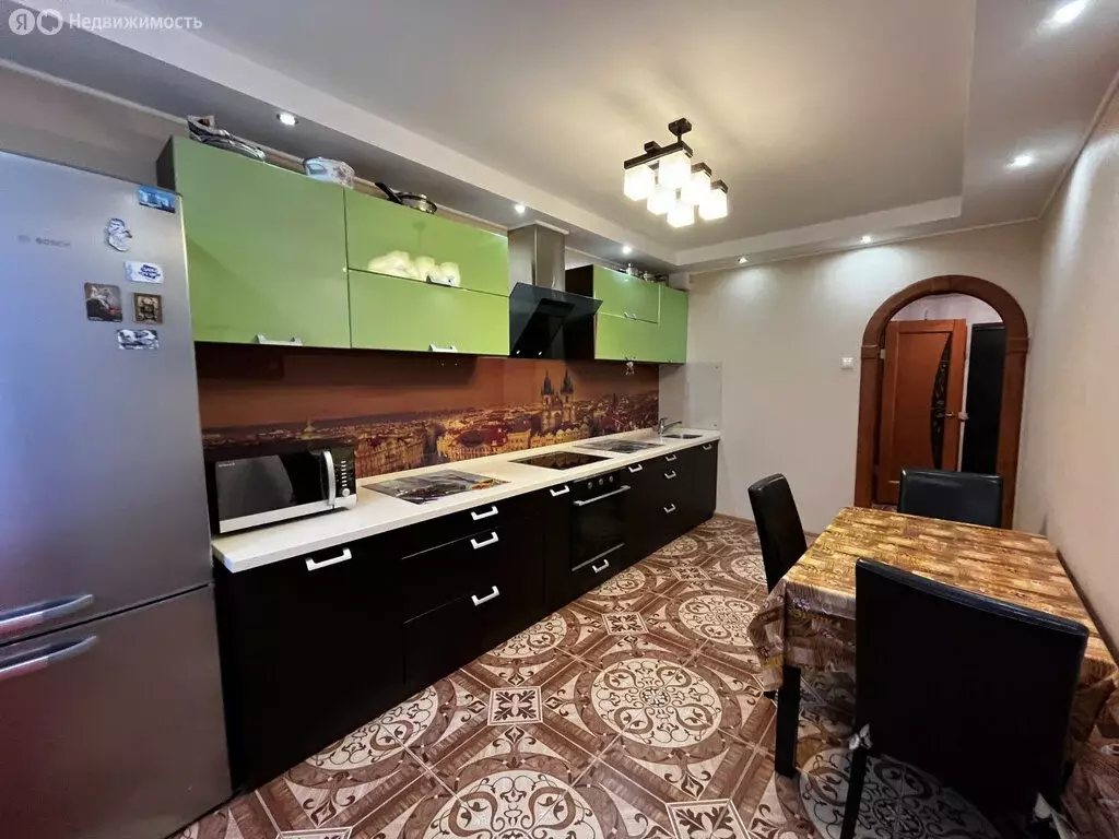 3-комнатная квартира: Вологда, улица Болонина, 1 (81 м) - Фото 2