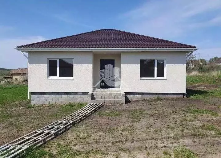 Дом в Белгородская область, Белгородский район, Головинское с/пос, с. ... - Фото 0