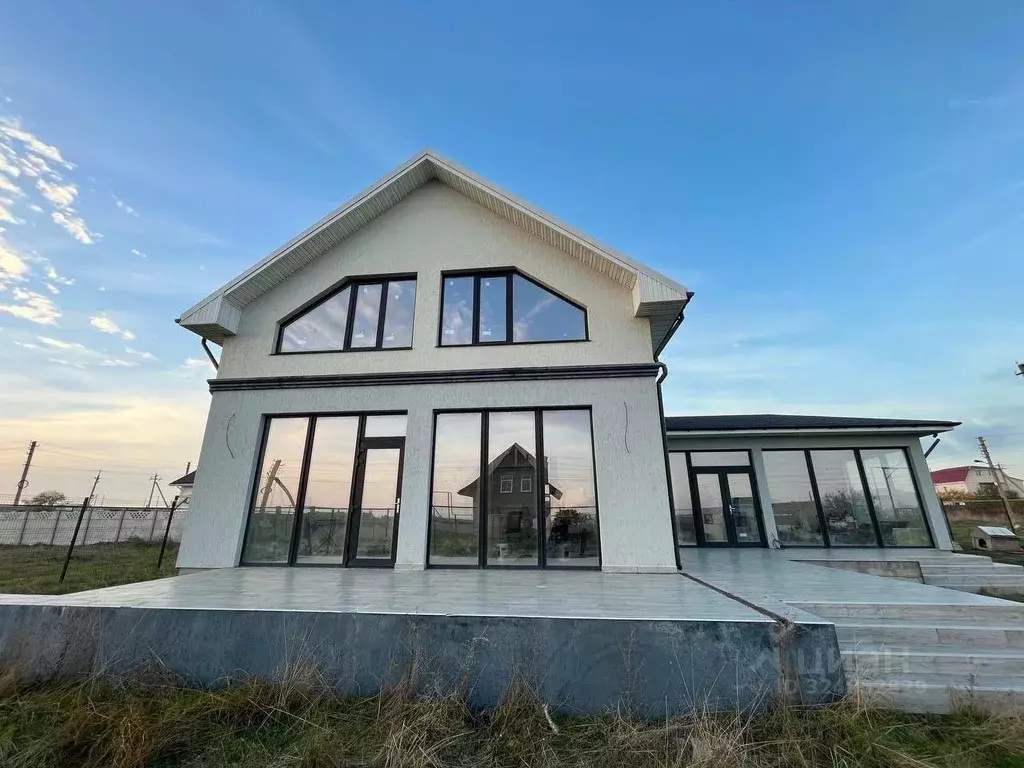 Дом в Крым, Феодосия муниципальный округ, Приморский пгт ул. ... - Фото 1