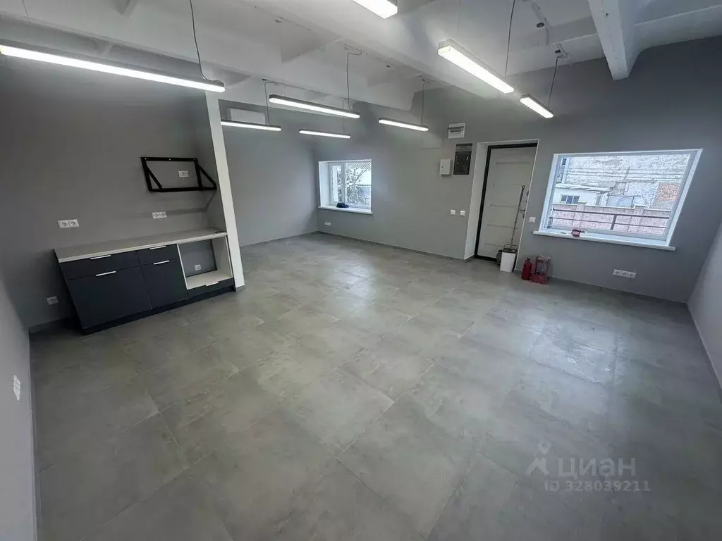 Помещение свободного назначения в Крым, Симферополь ул. Крылова, 73 ... - Фото 2