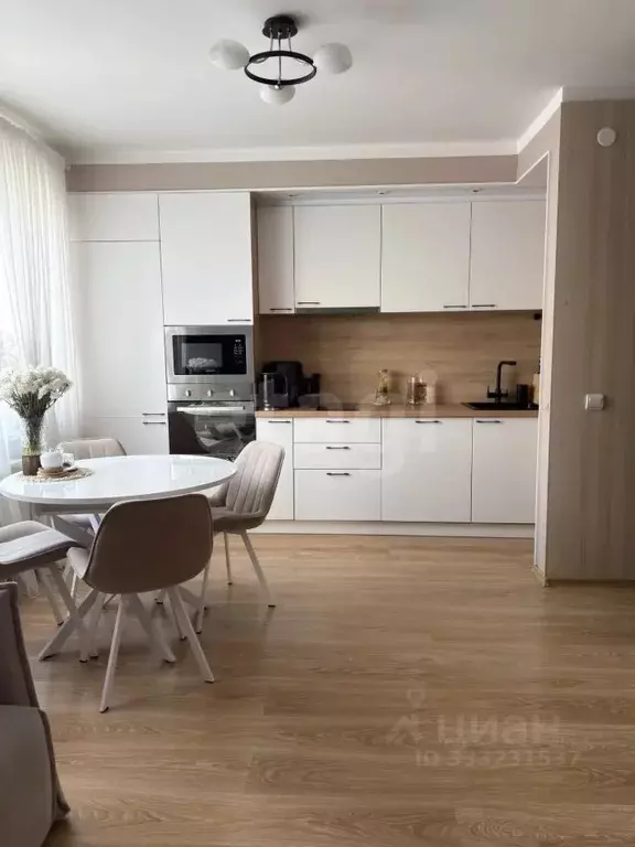 2-к кв. Тюменская область, Тюмень ул. Ю.-Р.Г. Эрвье, 24к1 (59.4 м) - Фото 1