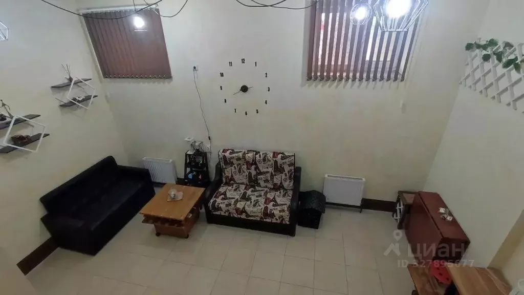 Студия Краснодарский край, Краснодар Российская ул., 267к2 (31.6 м) - Фото 1