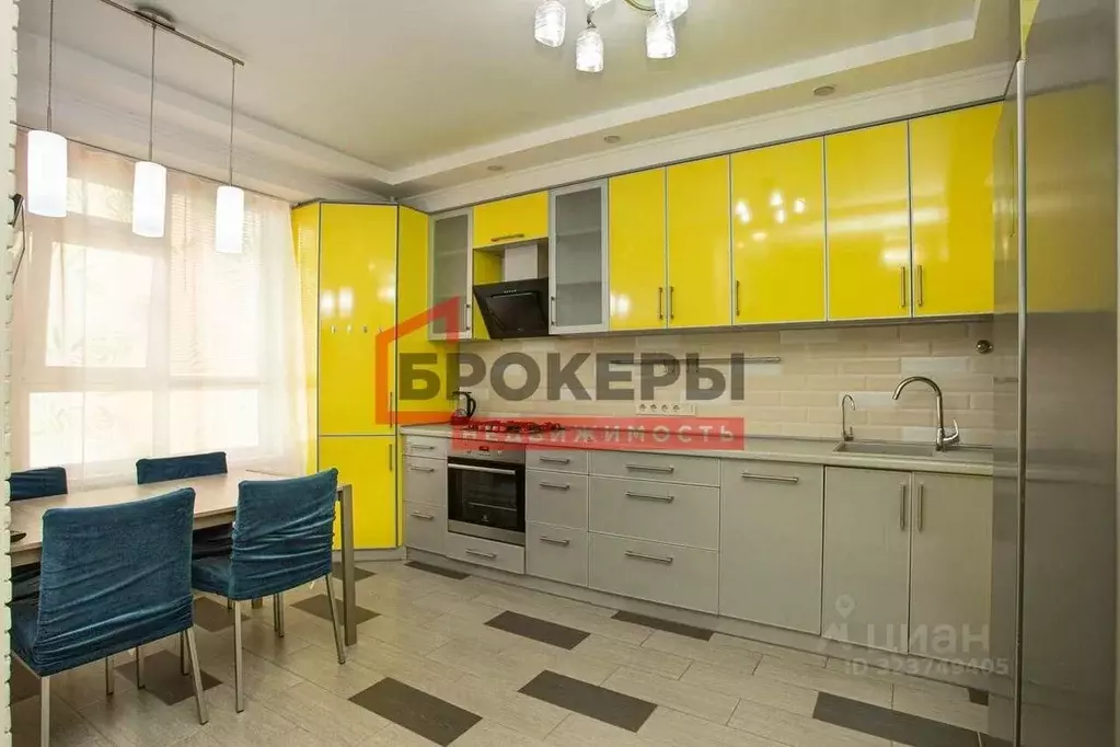 3-к кв. Севастополь ул. Репина, 1Б/4 (69.8 м) - Фото 0