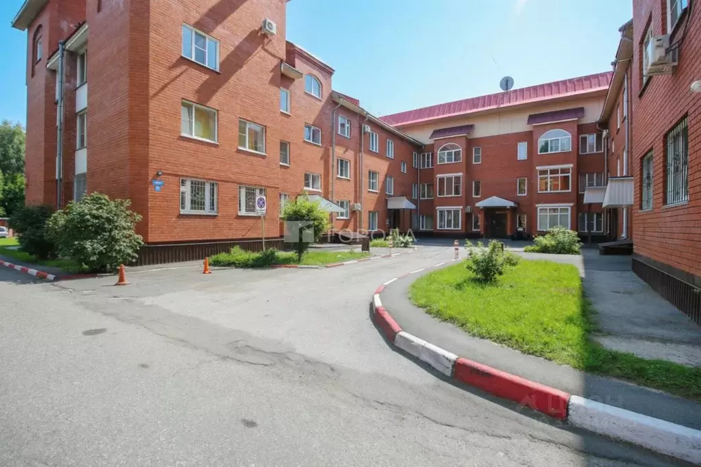 3-к кв. Алтайский край, Барнаул ул. 50 лет СССР, 25/1 (118.0 м) - Фото 1