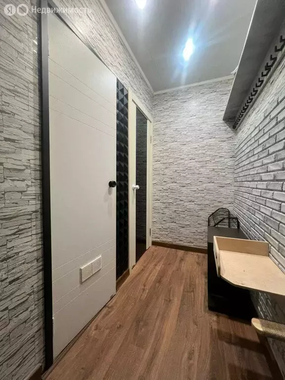 1-комнатная квартира: Казань, улица Воровского, 5 (31 м) - Фото 0