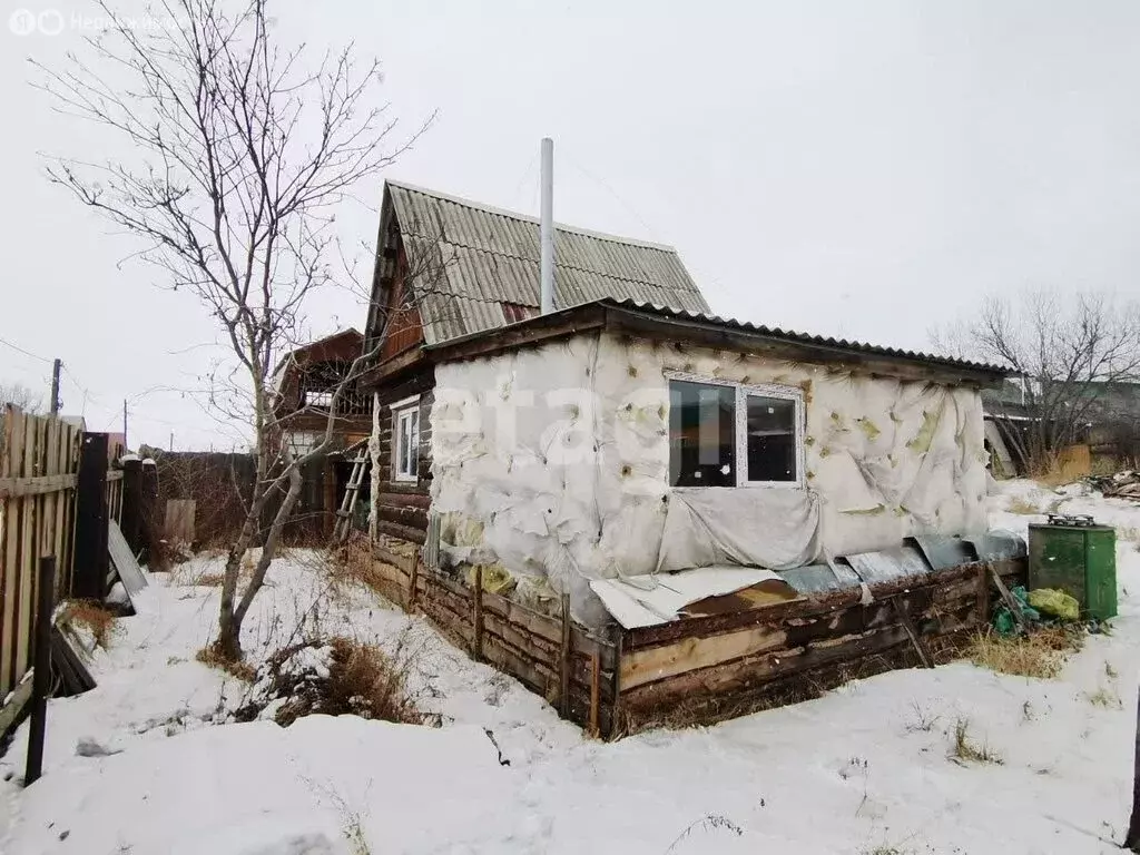 Дом в Тарбагатайский район, муниципальное образование Шалутское, село ... - Фото 1