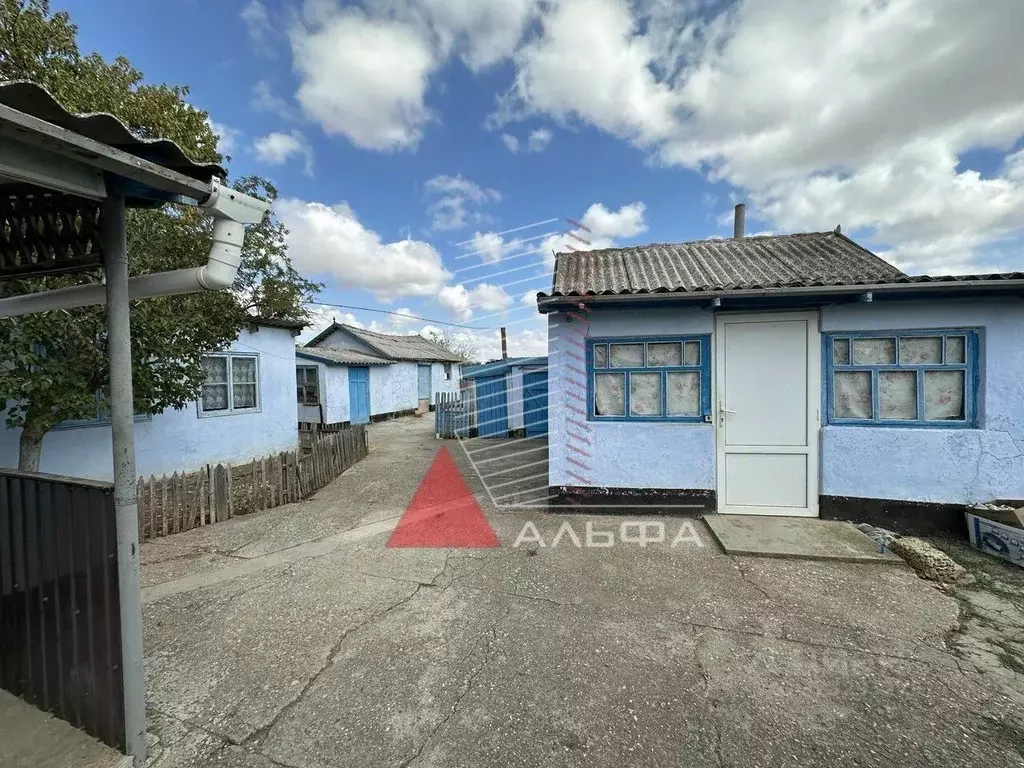 Дом в Крым, Сакский район, с. Воробьево ул. Дружбы, 31 (60 м) - Фото 1