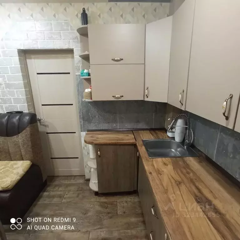 3-к кв. Омская область, Омск ул. Орджоникидзе, 287 (61.8 м) - Фото 0