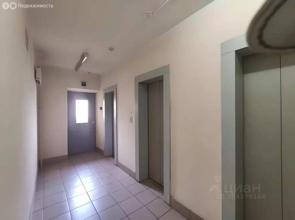 2-комнатная квартира: Краснодар, микрорайон Юбилейный, улица Генерала ... - Фото 0