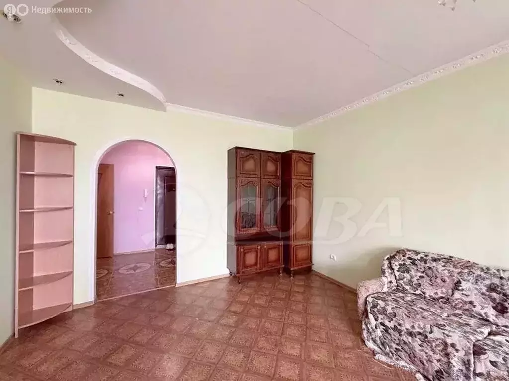 1-комнатная квартира: Тюмень, улица 50 лет Октября, 24к2 (53 м) - Фото 1