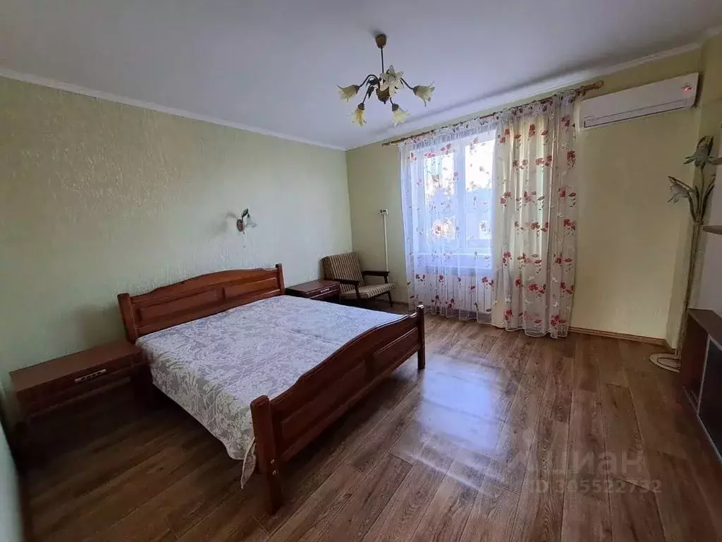 Дом в Крым, Евпатория ш. Раздольненское, 2 (100 м) - Фото 1