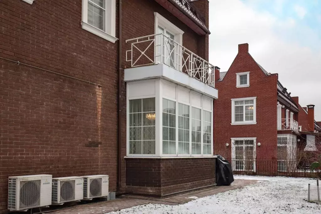 Таунхаус в Москва № 53 кв-л,  (270 м) - Фото 1