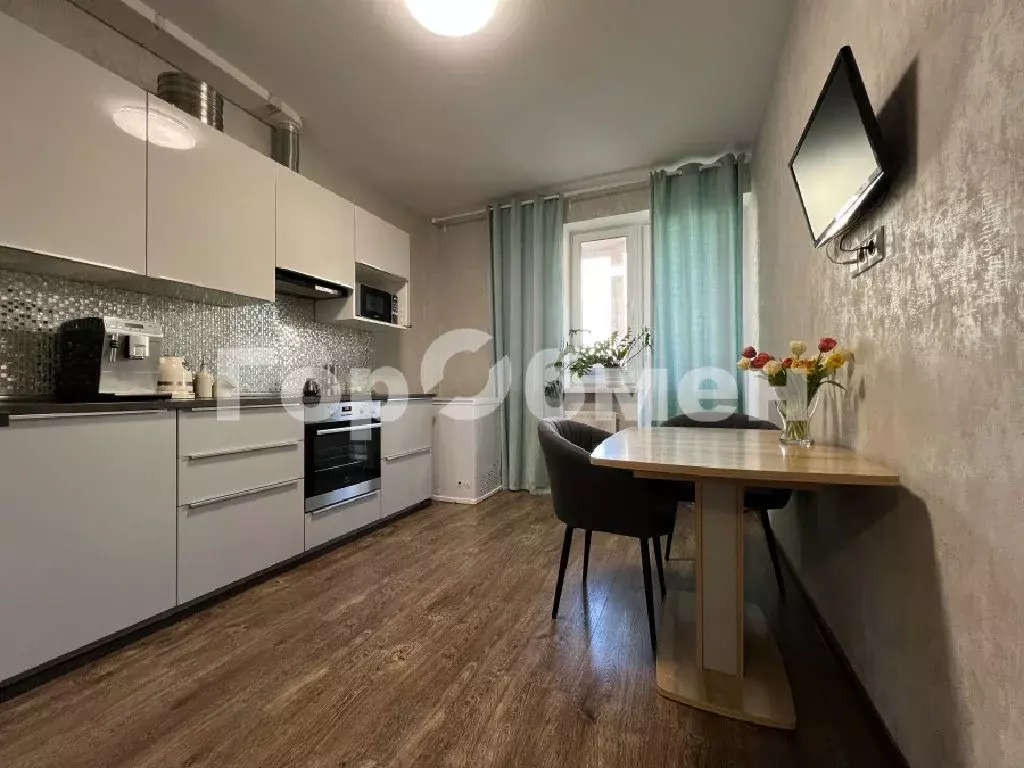 Продается 2-комнатная квартира - Фото 1