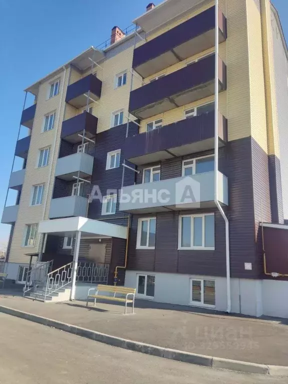 3-к кв. Ростовская область, Волгодонск ул. Гагарина, 17 (75.0 м) - Фото 1