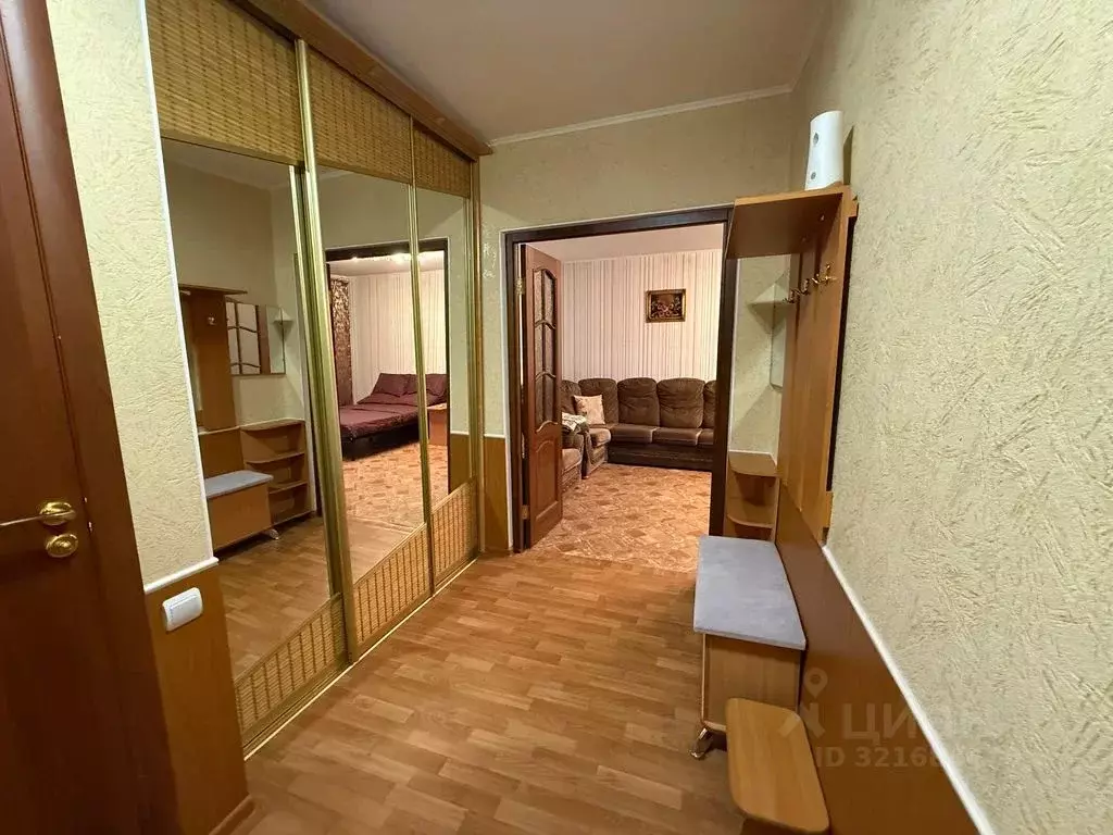 2-к кв. Смоленская область, Смоленск ул. Петра Алексеева, 15/70 (54.0 ... - Фото 2