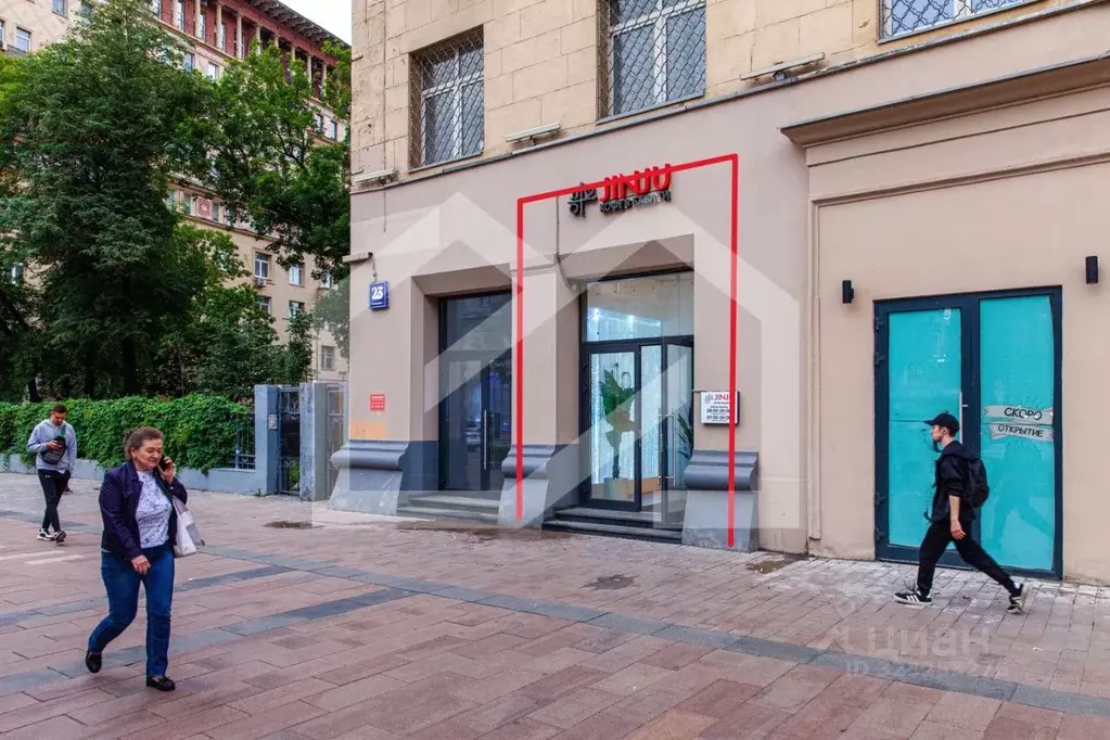 Торговая площадь в Москва ул. Земляной Вал, 25 (139 м) - Фото 1