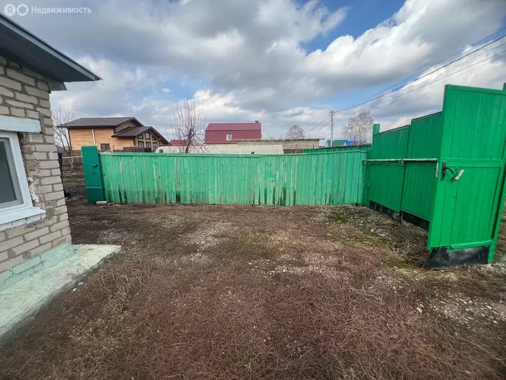 Дом в село Новая Отрадовка, улица Матросова, 15 (58.2 м) - Фото 0