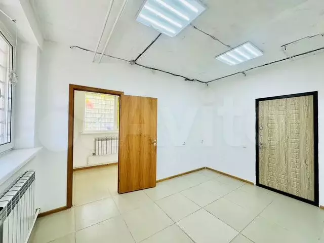 Офис с водой 20м2 из двух кабинетов - Фото 0