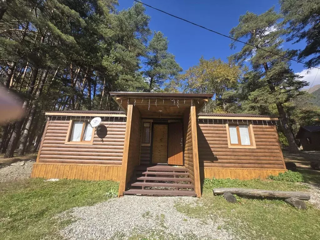 Комната Карачаево-Черкесия, Зеленчукский район, с. Архыз ул. Ленина, ... - Фото 1