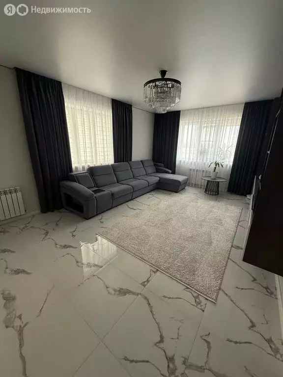 Дом в село Трудфронт, улица Ленина, 6Б (163 м) - Фото 1