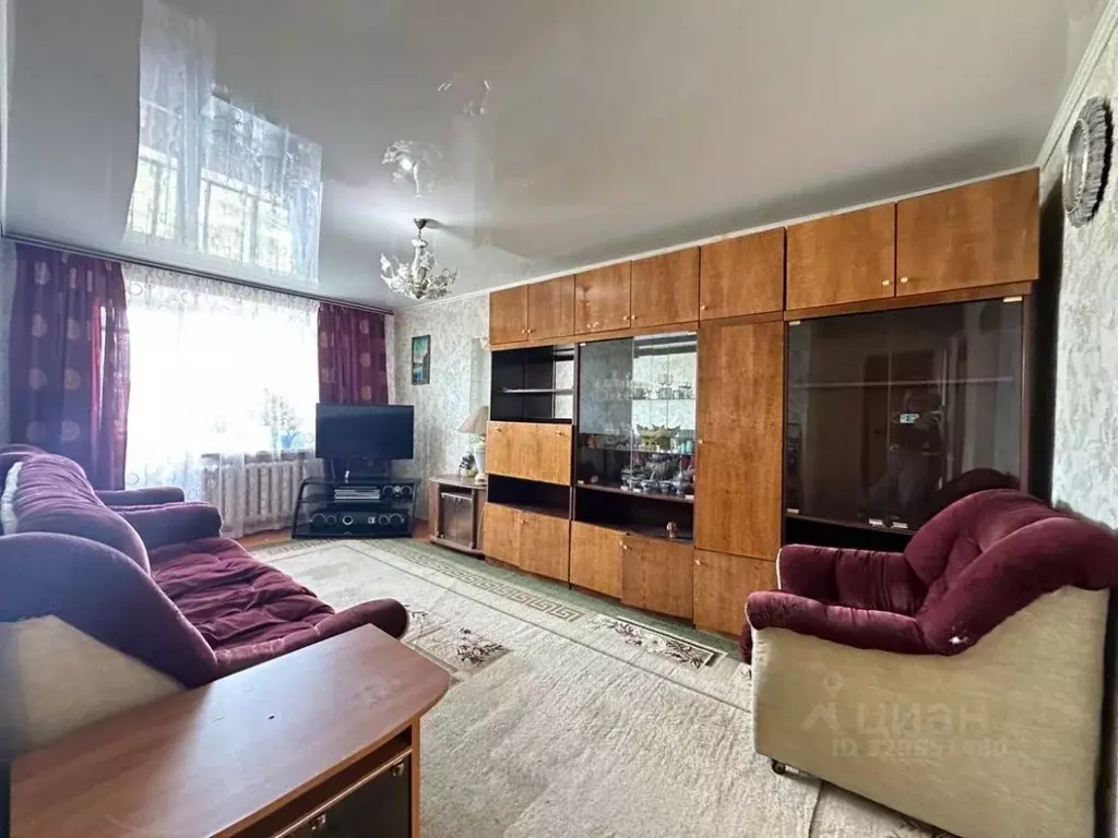3-к кв. Челябинская область, Чебаркуль ул. Ленина, 37А (57.9 м) - Фото 1