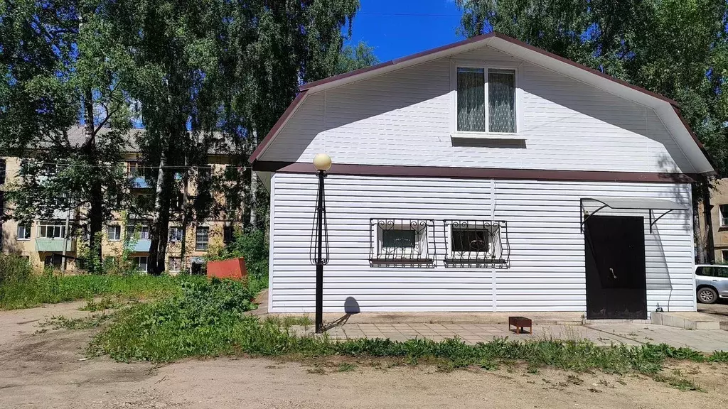 Помещение свободного назначения в Тверская область, Бежецк наб. ... - Фото 1
