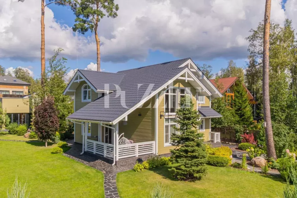 Дом в Ленинградская область, Выборгский район, Полянское с/пос, пос. ... - Фото 1