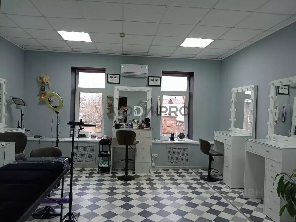 Помещение свободного назначения в Саратовская область, Саратов ул. ... - Фото 1