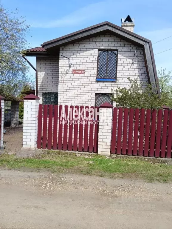Дом в Ленинградская область, Киришский район, Пчевское с/пос, д. Пчева ... - Фото 1