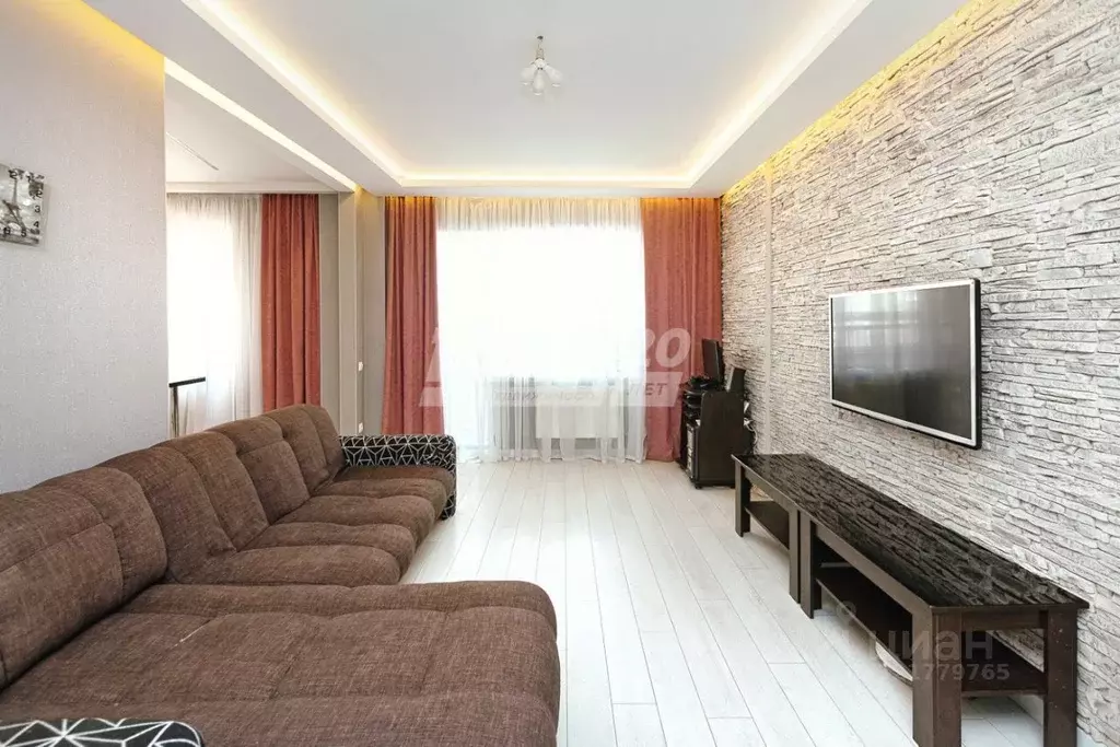 3-к кв. Челябинская область, Челябинск Университетская Набережная ул., ... - Фото 1