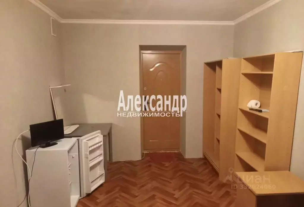 Комната Санкт-Петербург просп. Ударников, 19К1 (13.3 м) - Фото 2