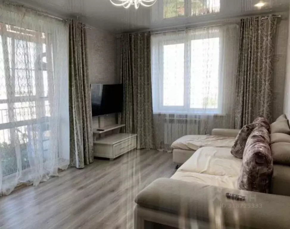 2-к кв. Хабаровский край, Хабаровск Беломорская ул., 23 (70.0 м) - Фото 0