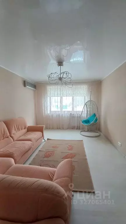 3-к кв. Оренбургская область, Оренбург Пролетарская ул., 310 (63.4 м) - Фото 1