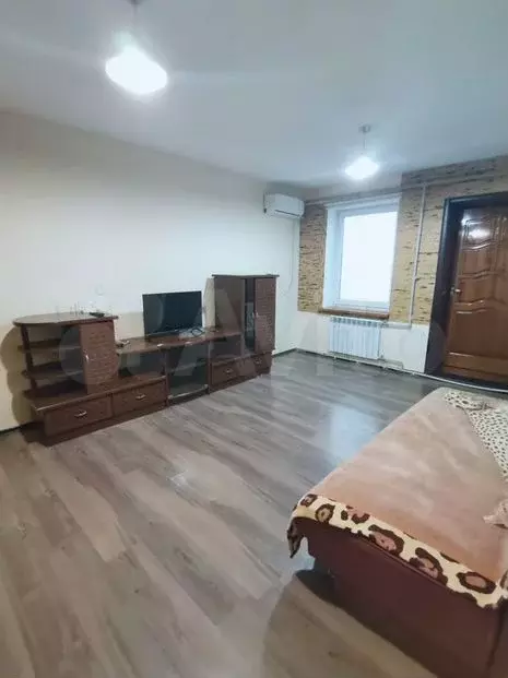 3-к. квартира, 50м, 1/1эт. - Фото 0