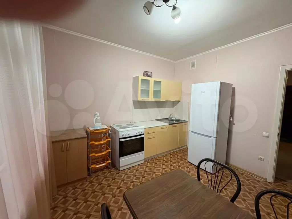 1-к. квартира, 58 м, 3/10 эт. - Фото 1