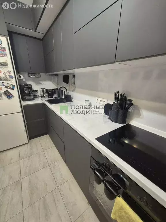 2-комнатная квартира: Красноярск, Северо-Енисейская улица, 52 (54 м) - Фото 1